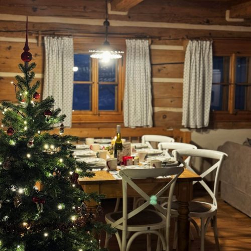 Vánoce v Pohádkové roubence