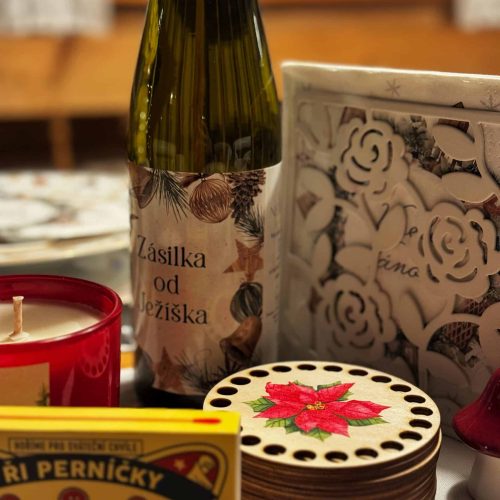 Vánoce v Pohádkové roubence