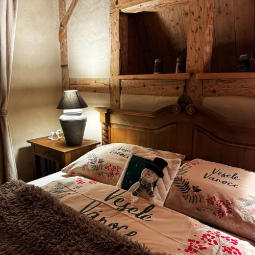 Vánoce v Pohádkové roubence