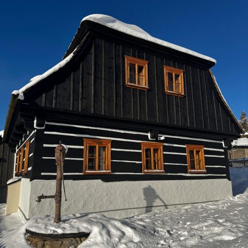 Zima v Pohádkové roubence