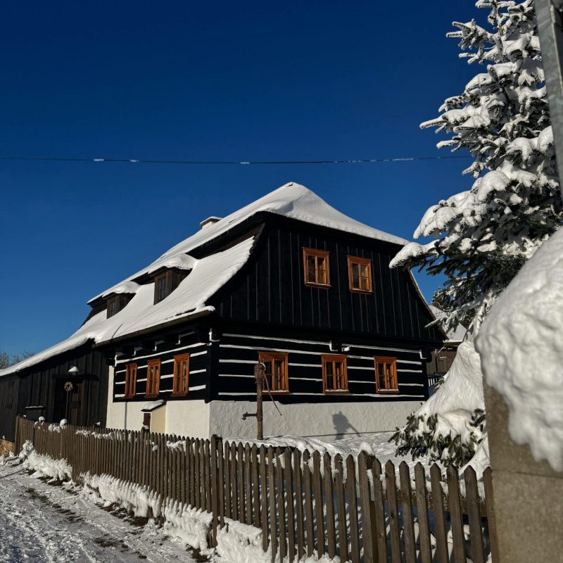 Zima v Pohádkové roubence